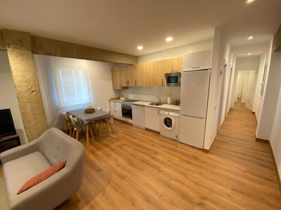 El Apartamento De Reina Victoria Apartment Santander Bagian luar foto