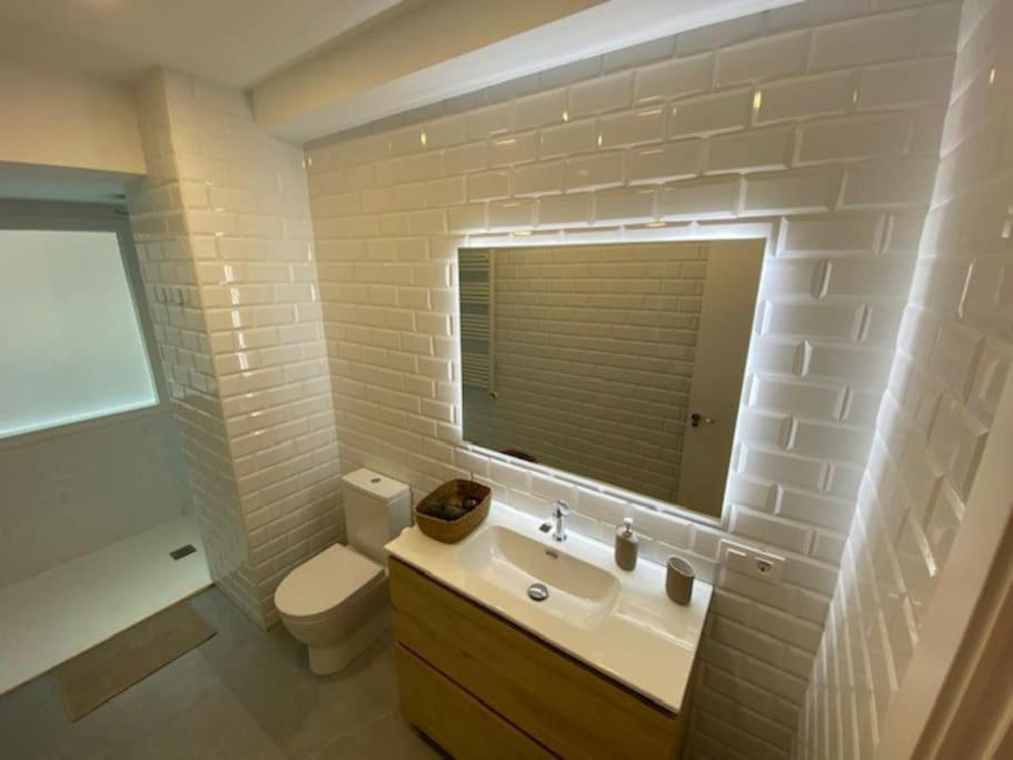 El Apartamento De Reina Victoria Apartment Santander Bagian luar foto